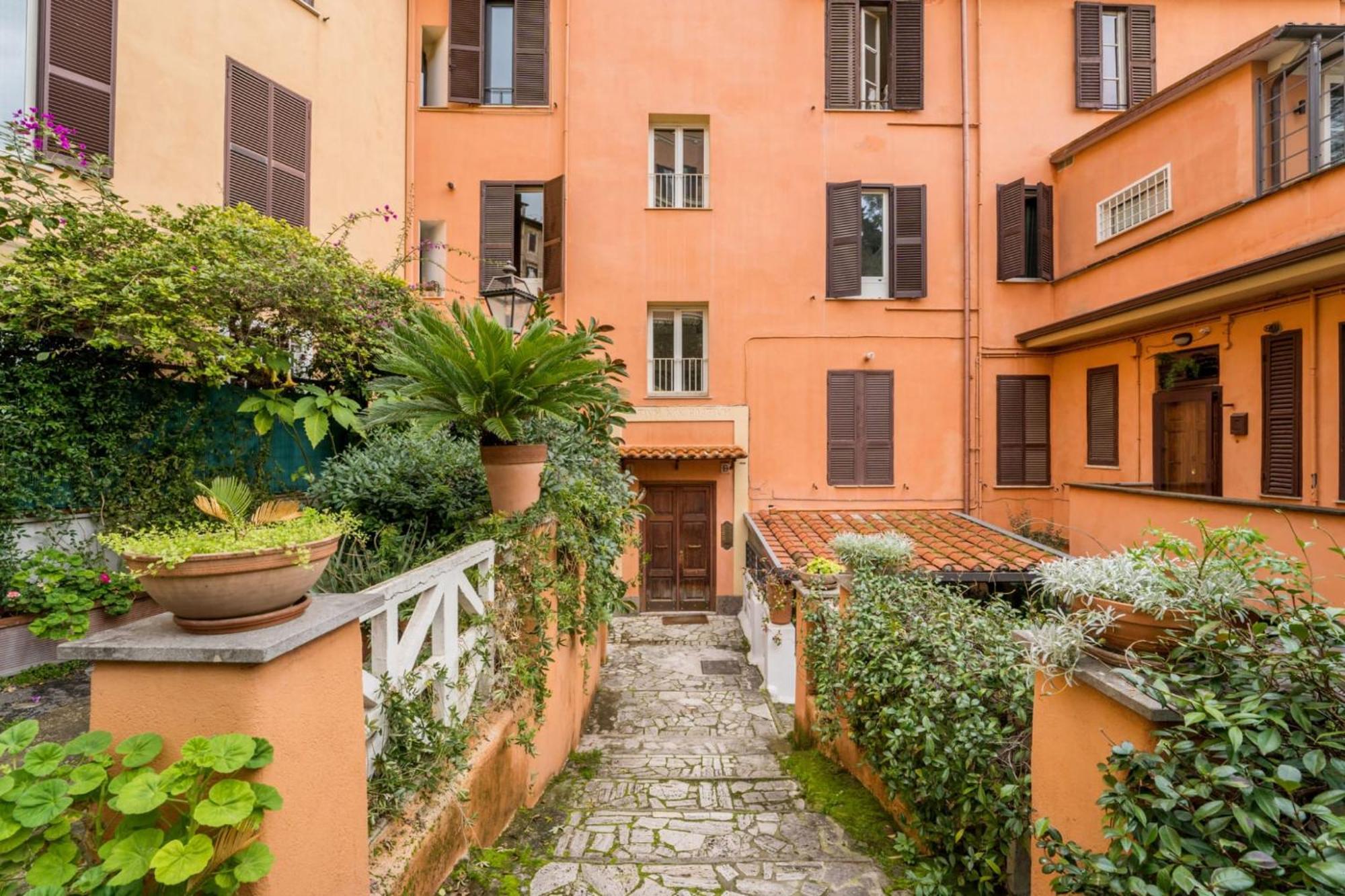 Fl Apartments Il Piccolo Borgo Di Trastevere Roma Ngoại thất bức ảnh